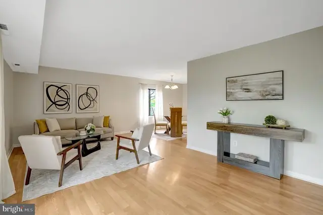 3101 S Manchester St S #615, Falls Church