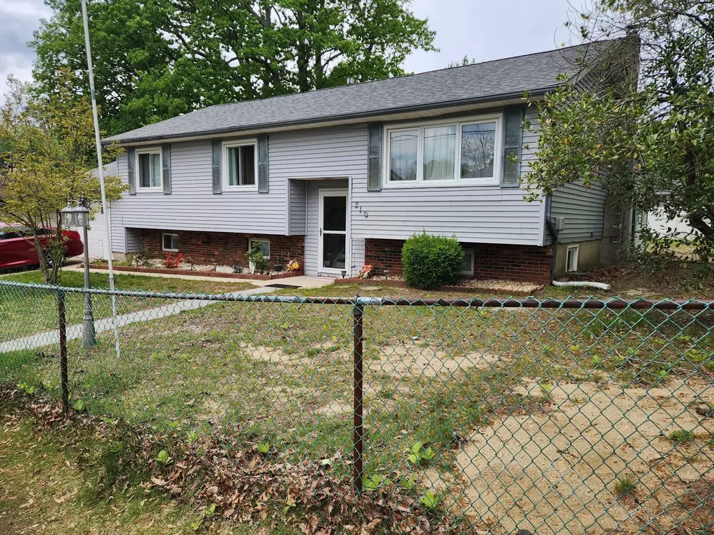 210 Orange Ave, BROWNS MILLS