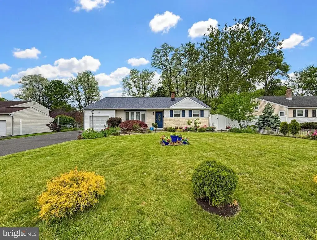 254 Allen Ln, WARMINSTER