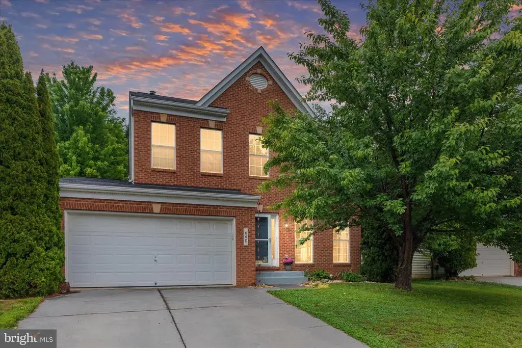 660 Beehive Way, WINCHESTER