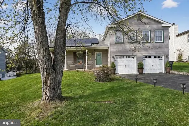 306 Lounsbury Ct Ne, Leesburg