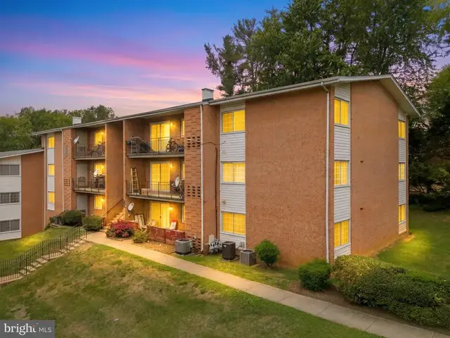 635 Waterloo Rd #222, Warrenton