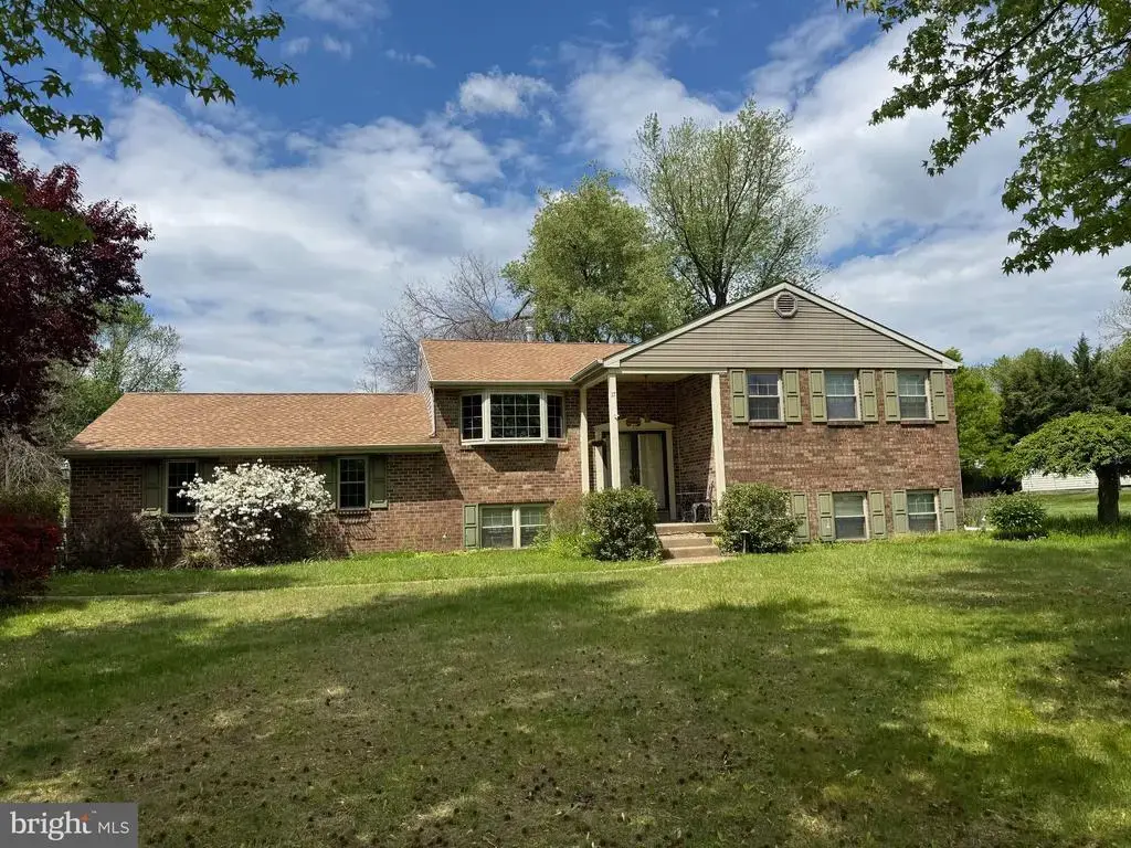 17 E Pickering Bnd, RICHBORO