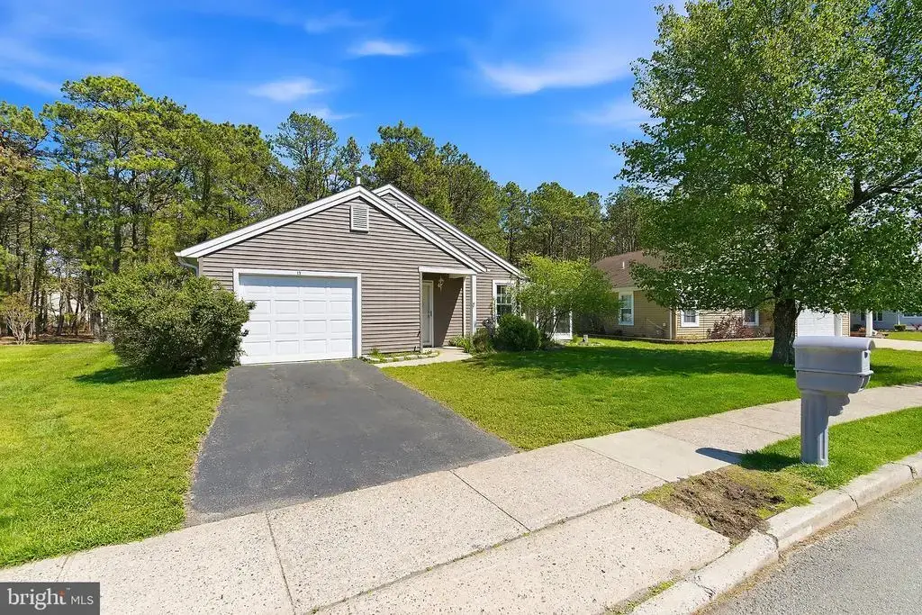 13 Abbey Ct, FORKED RIVER