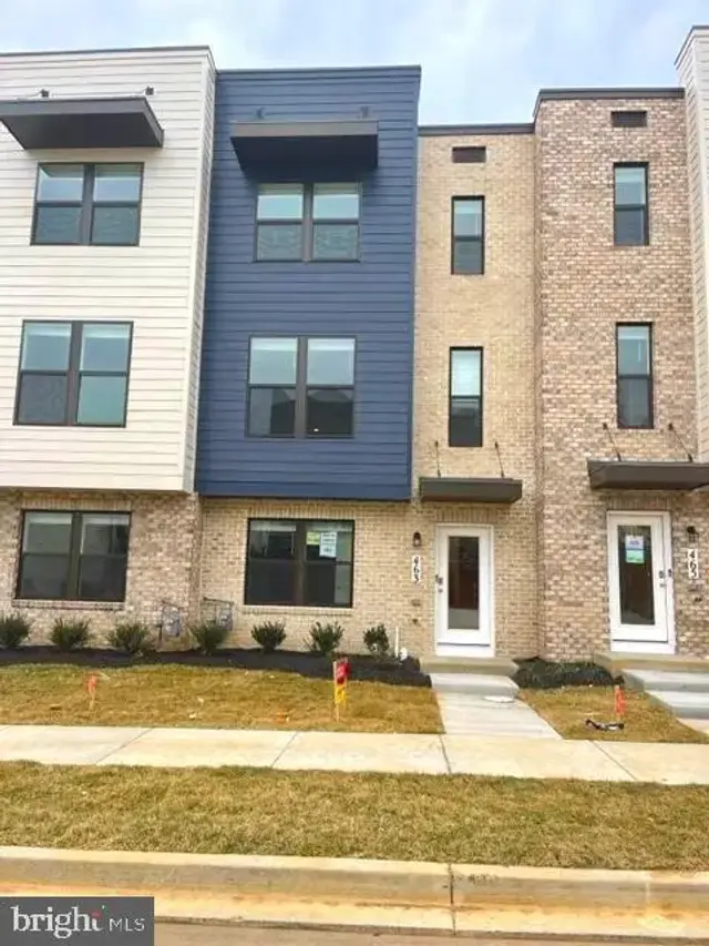 804 Bond St, Frederick