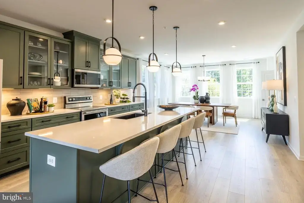 93 Central Ave, GAITHERSBURG