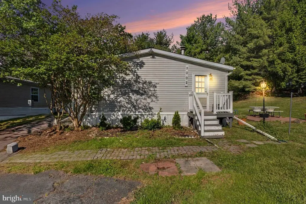2002 David Dr, EDGEWOOD