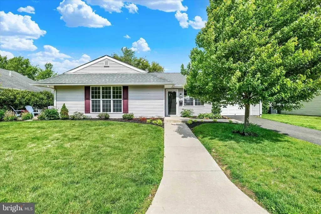 130 Winding Way, MORRISVILLE