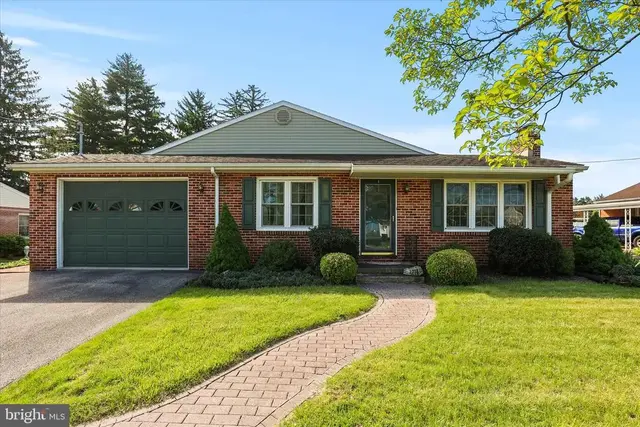 2312 Church Rd, York