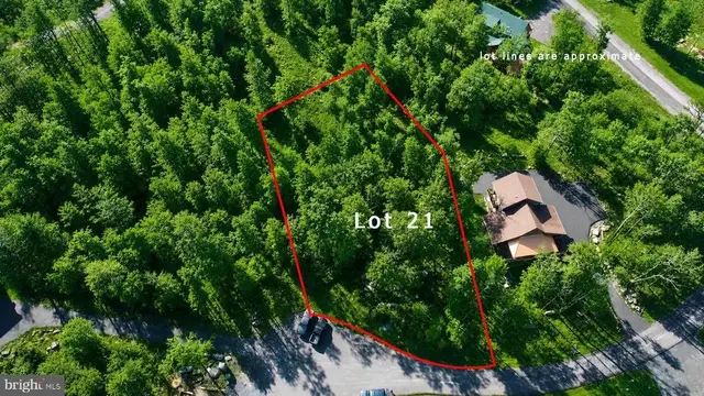 21 Rocky Gap Trl, Mc Henry