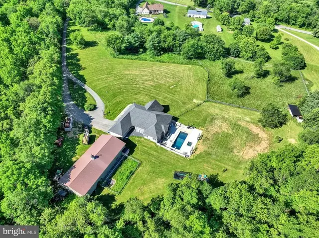 1685 Bahns Mill Rd, Windsor