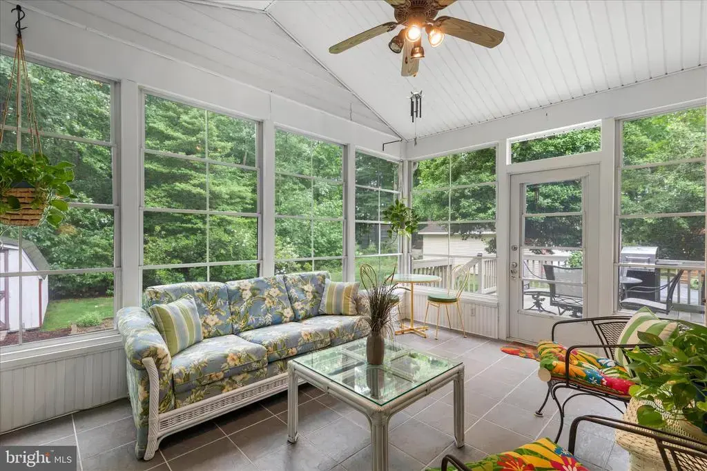 11 Burr Hill Dr, BERLIN