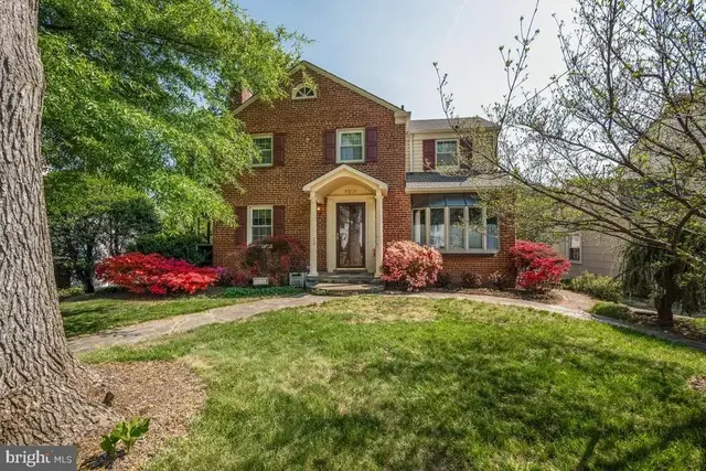 8519 Hazelwood Dr, Bethesda