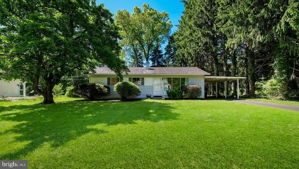 52 Cedar Dr, DOYLESTOWN