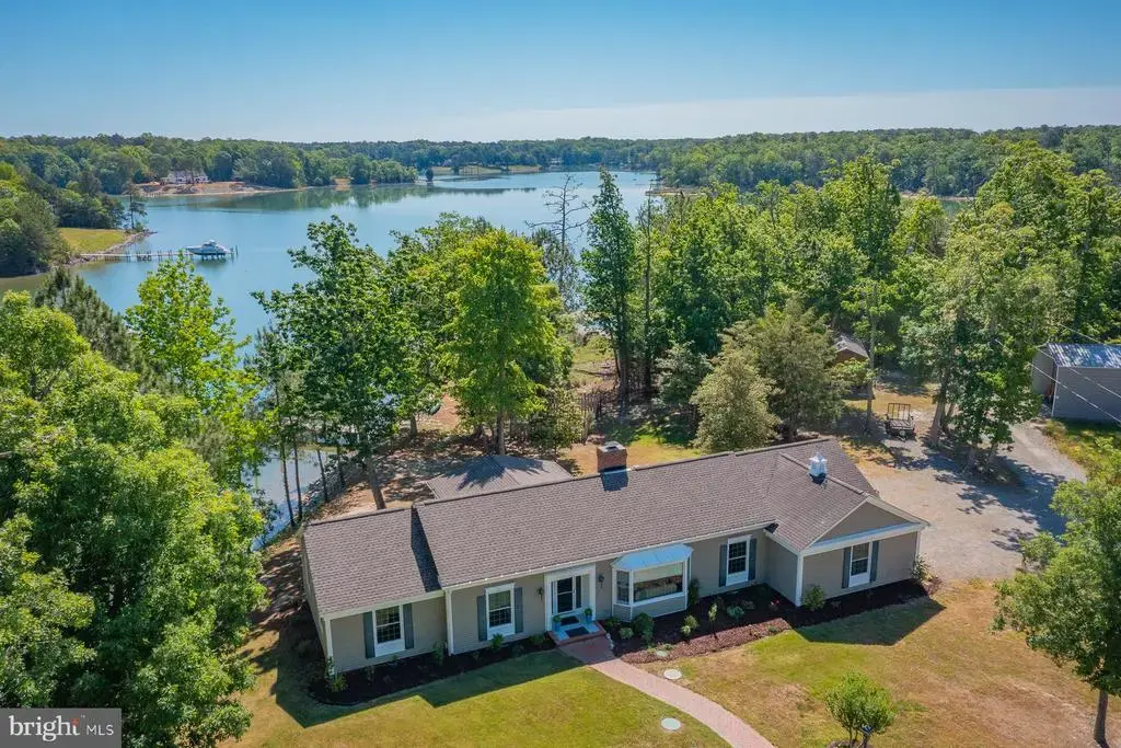 127 Tilden Ln, WEEMS