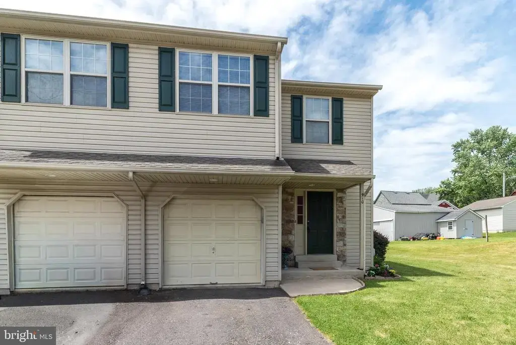910 Vine St, PERKASIE