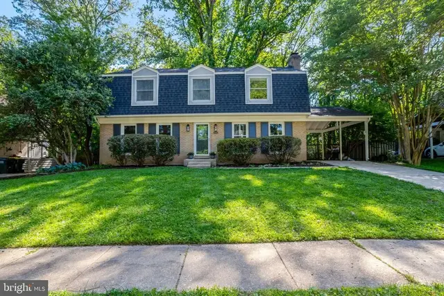 8407 Briar Creek Dr, Annandale