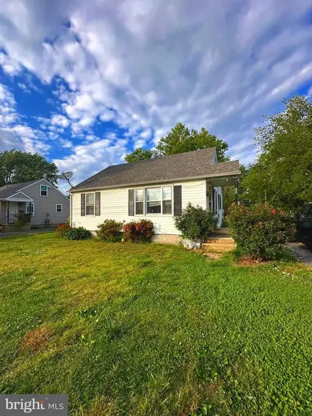 85 N Halsey Rd, Dover