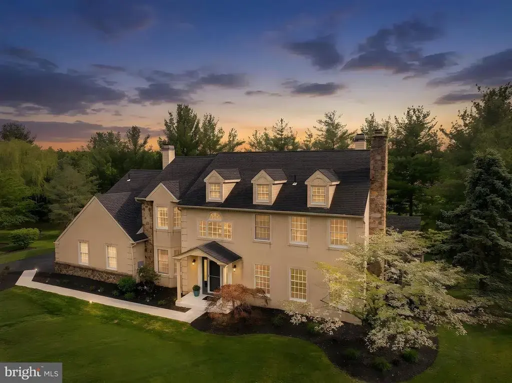9 Riverstone Cir, NEW HOPE