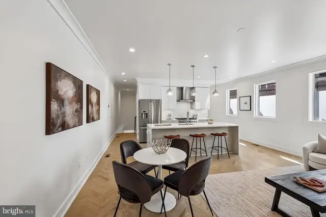 2429 Ontario Rd Nw #2, Washington