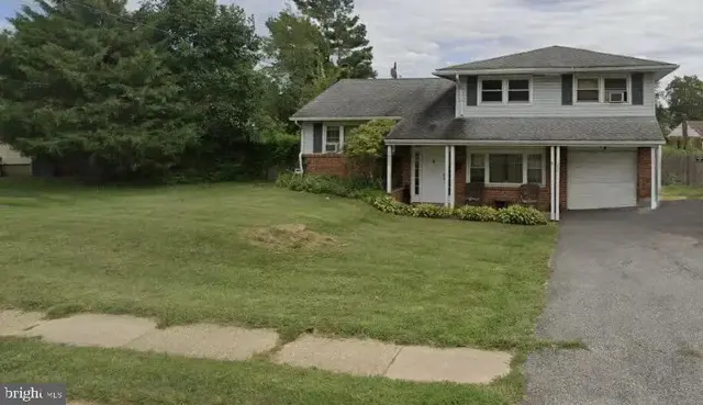 1222 Mckennans Church Rd, Wilmington
