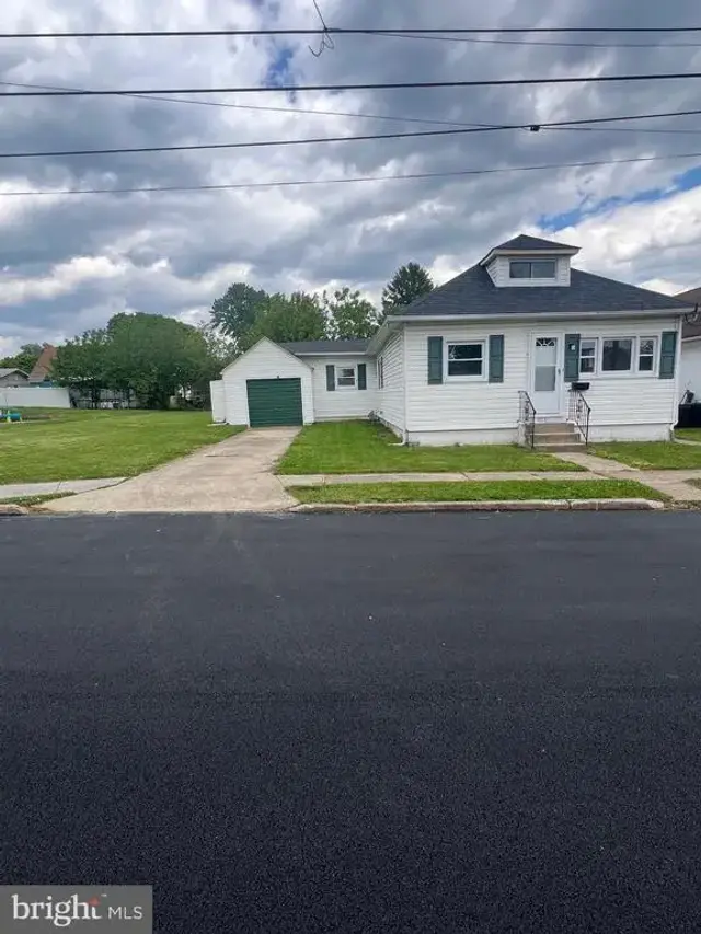 1023 Langley St, Marcus Hook
