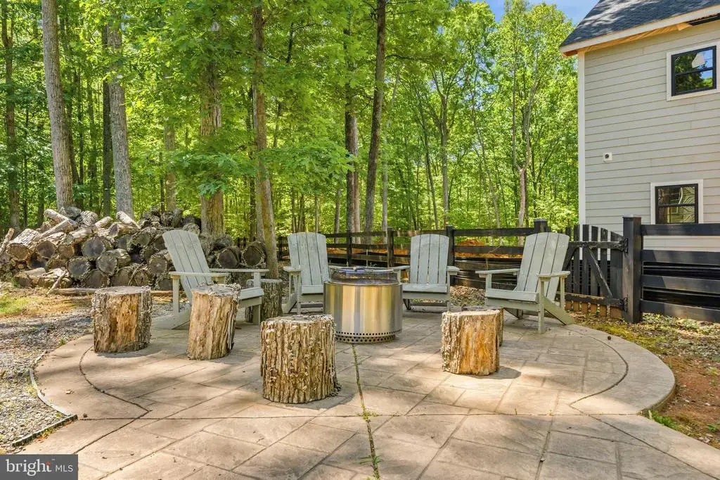 35 Retriever Ct, BUMPASS