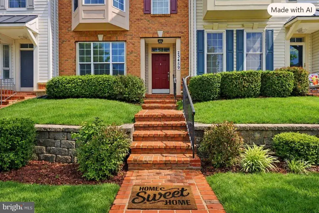 23459 Arora Hills Dr, CLARKSBURG