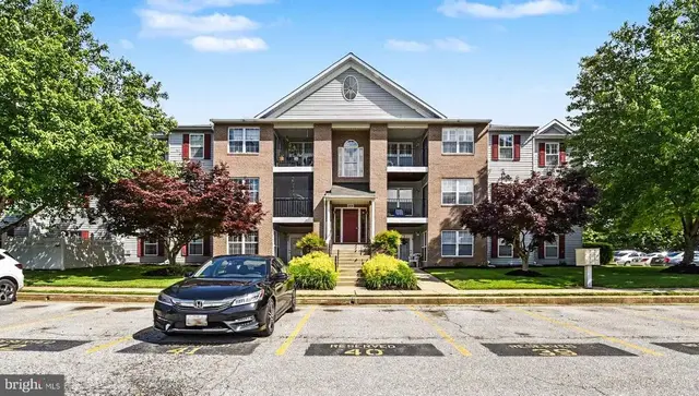 3810 Sunnyfield Ct #1b, Hampstead