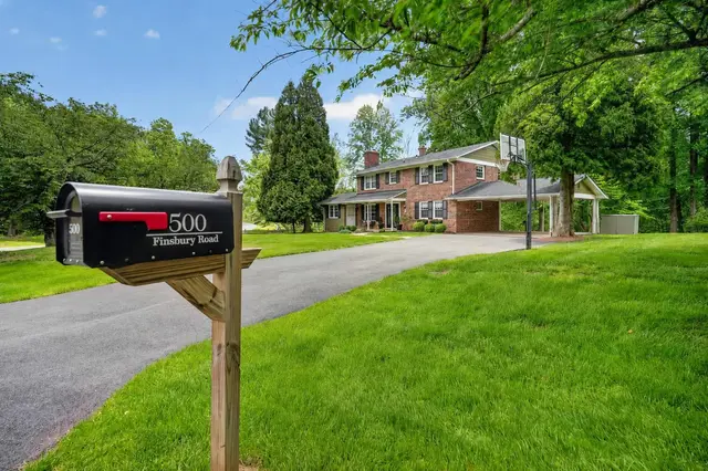 500 Finsbury Rd, Silver Spring