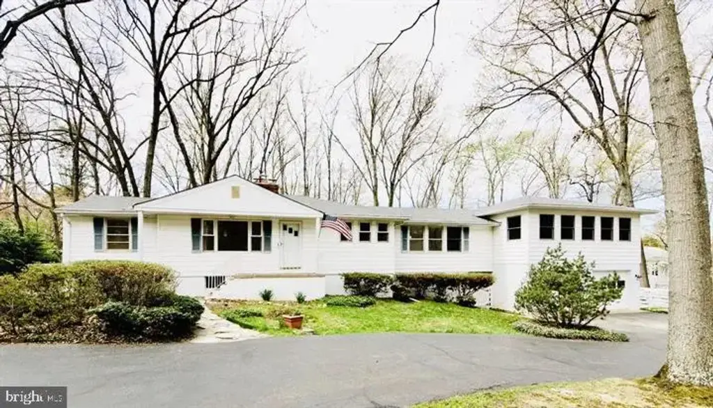 4046 Elizabeth Ln, FAIRFAX