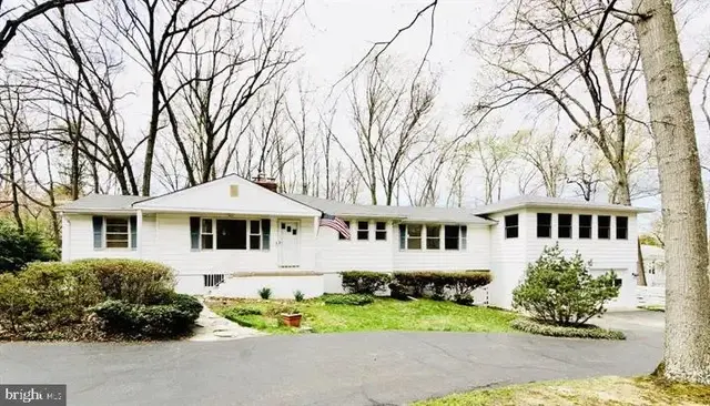 4046 Elizabeth Ln, Fairfax
