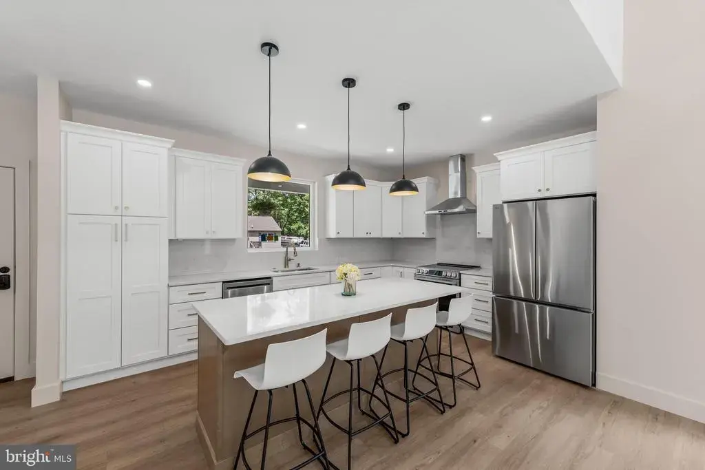 35923 Pen-del Ave, FRANKFORD