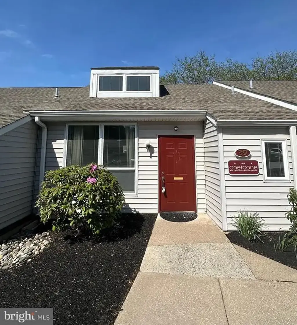 252 W Swamp Rd #39, DOYLESTOWN