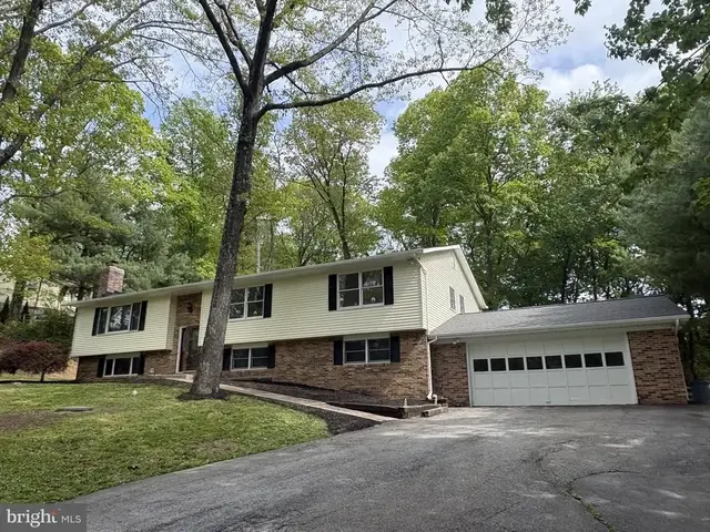 5685 French Ave, Sykesville
