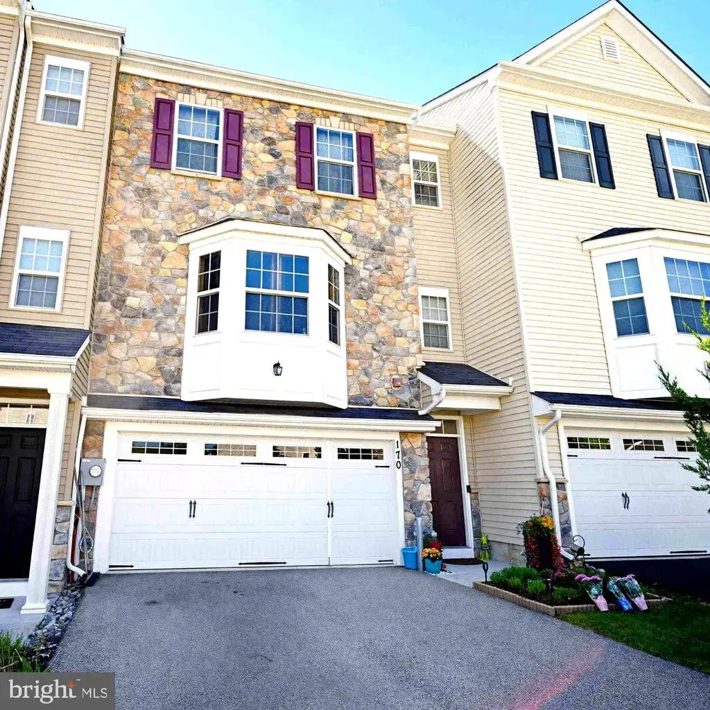 170 Graystone Dr, FEASTERVILLE TREVOSE