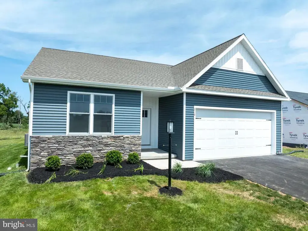 218 Heirloom Dr, CENTRE HALL