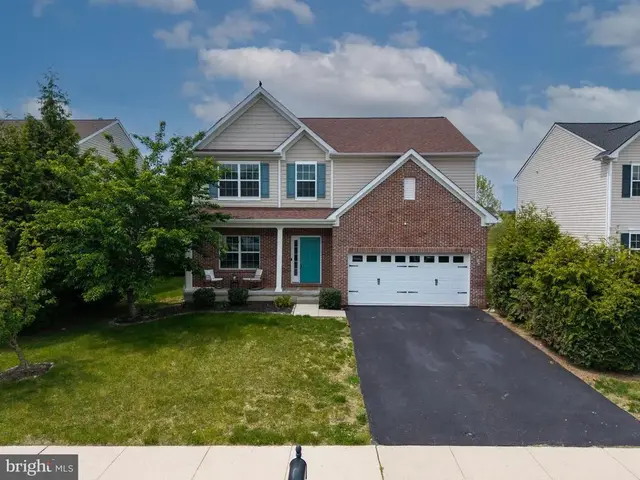 242 Ann Dr, Middletown