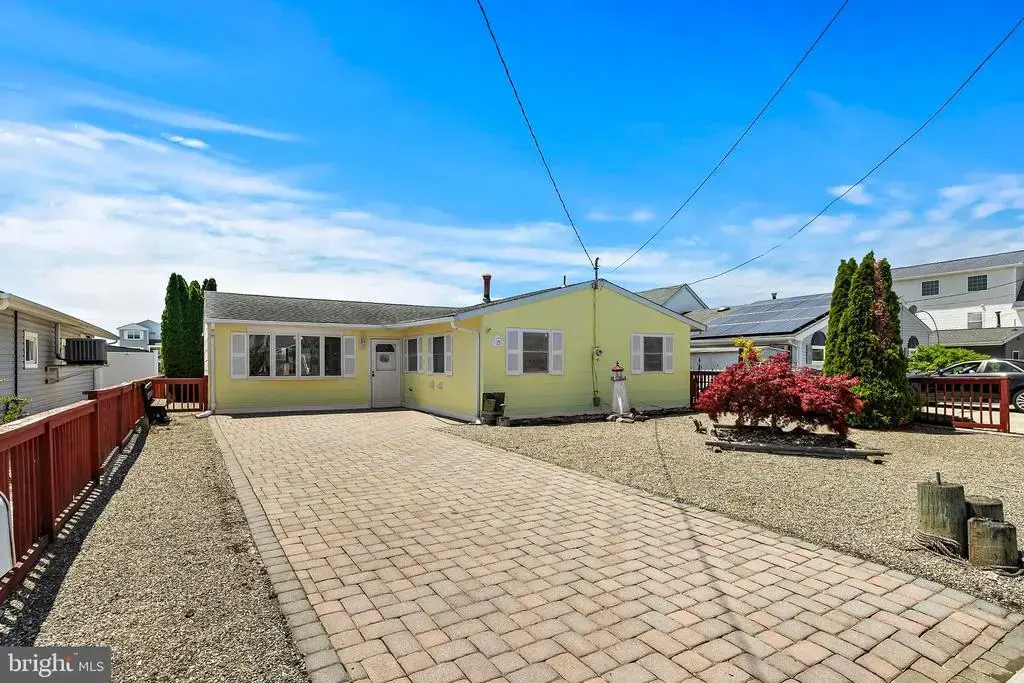15 Lake Singleton Ct, LITTLE EGG HARBOR TWP
