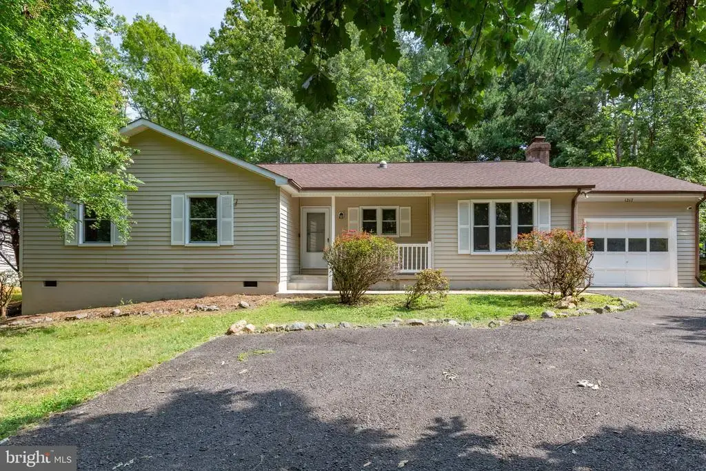 1217 Lakeview Pkwy, LOCUST GROVE