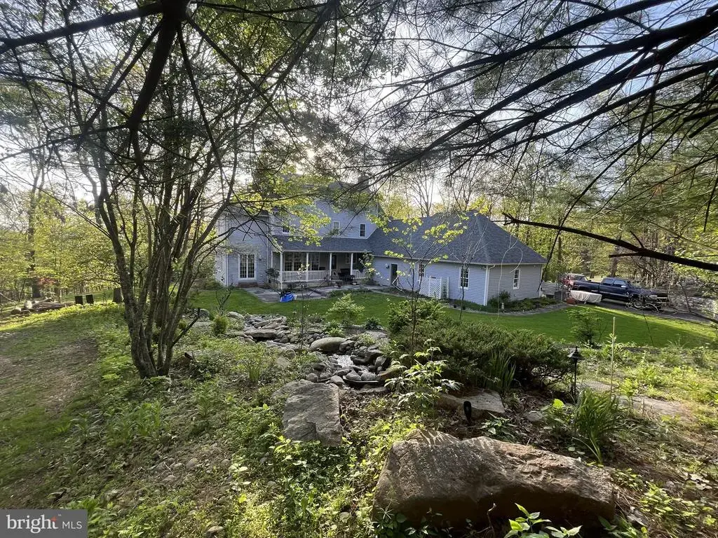 620 Stonebridge Dr, SELINSGROVE