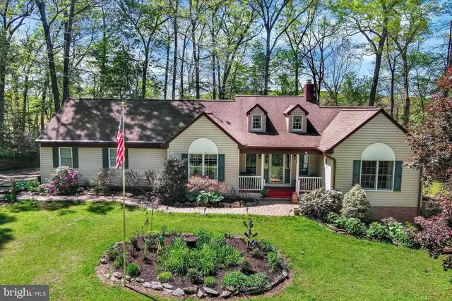 3213 Green Rd, White Hall