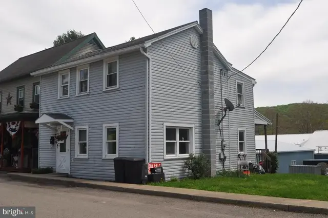 540 Moore St, Millersburg