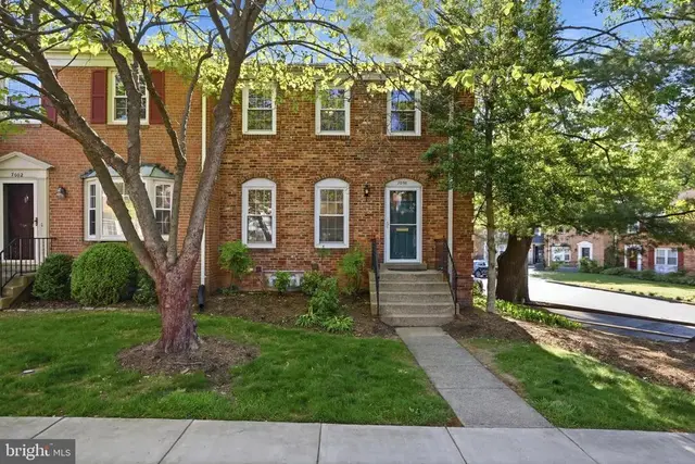 7000 Alicent Pl, Mclean