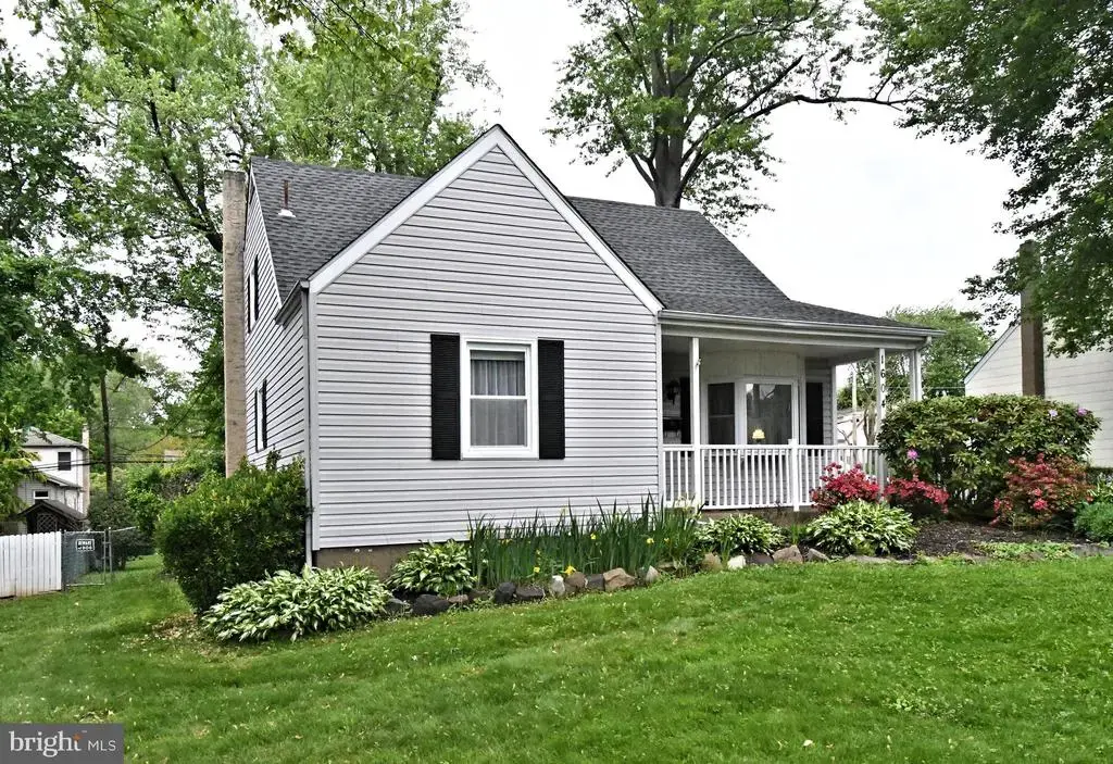 1604 N Meadowbrook Rd, FEASTERVILLE TREVOSE