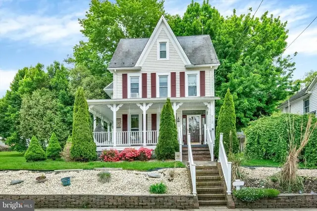 512 Main St, Delta