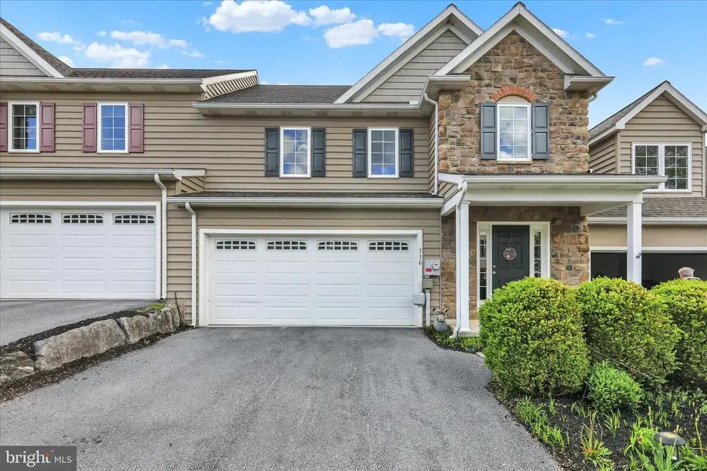 330 Wendover Way, LANCASTER