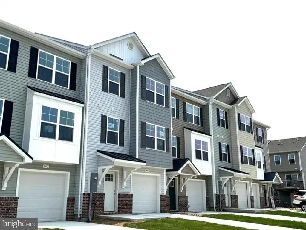 180 Guatemala Dr, MARTINSBURG
