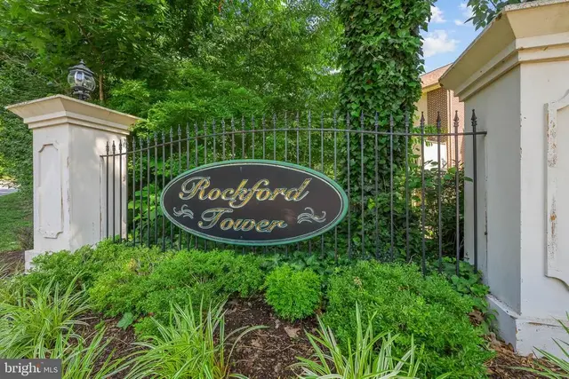 7 Rockford Rd #j15, Wilmington