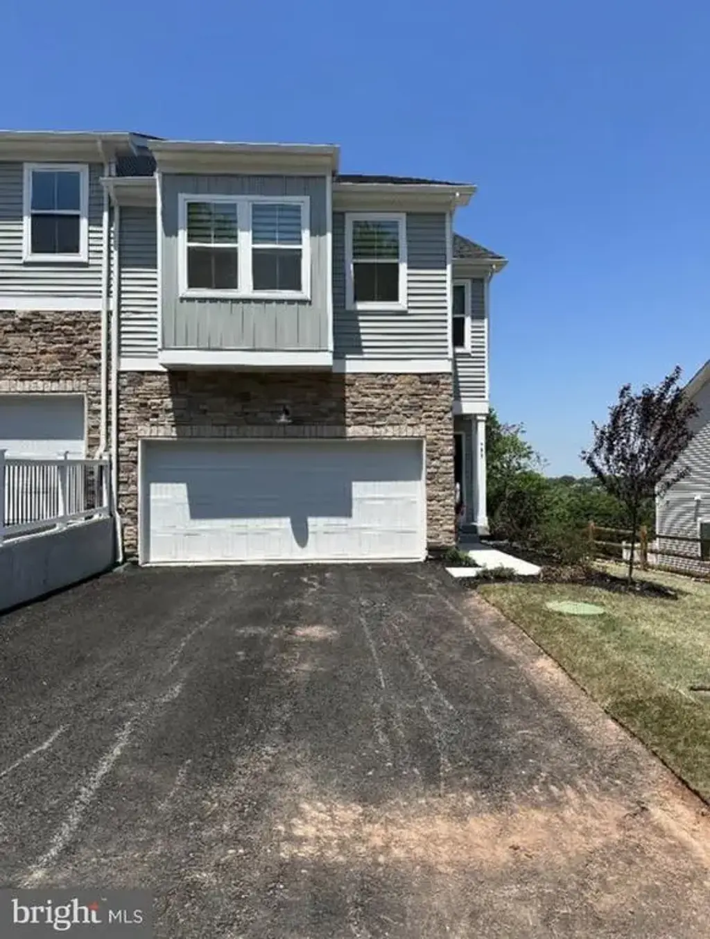 704 Peony Ln, SPRING CITY